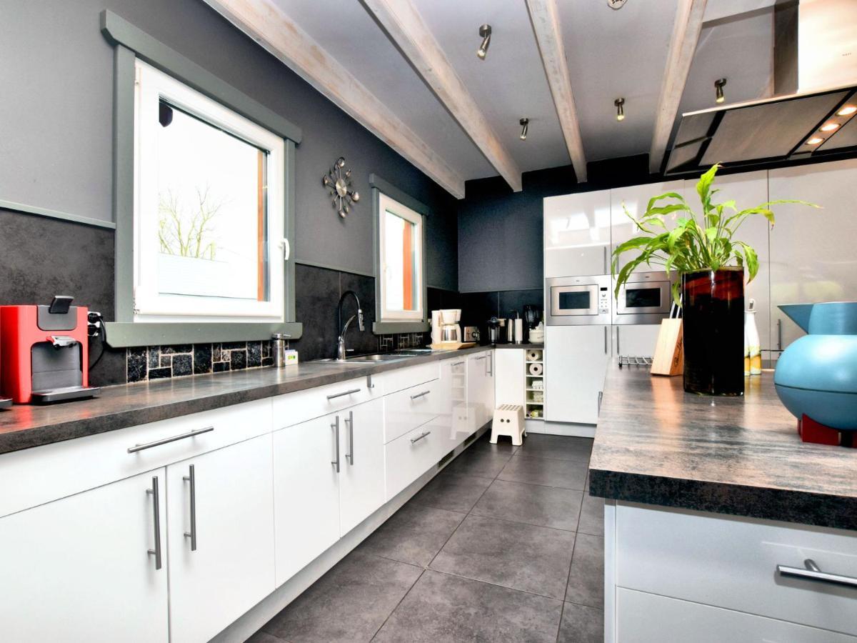Beautiful Villa With Heated Outdoor Pool Manhay Eksteriør billede