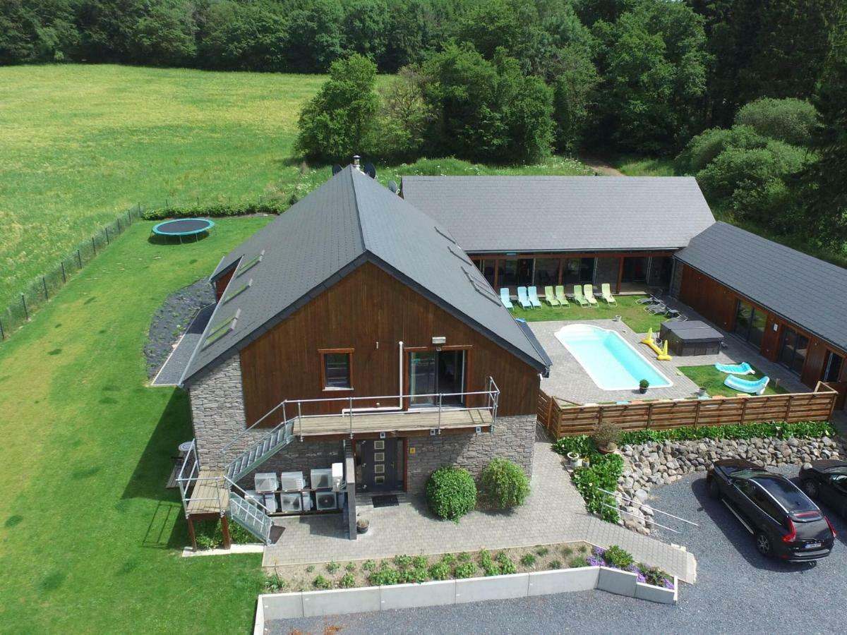 Beautiful Villa With Heated Outdoor Pool Manhay Eksteriør billede